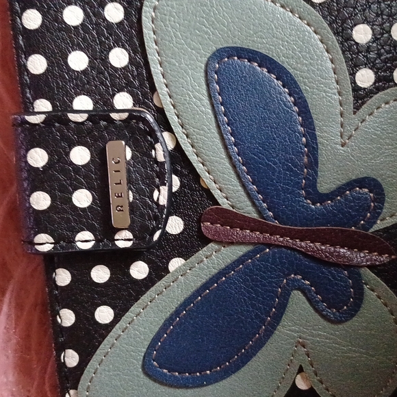 Relic - Picture 2 of 6